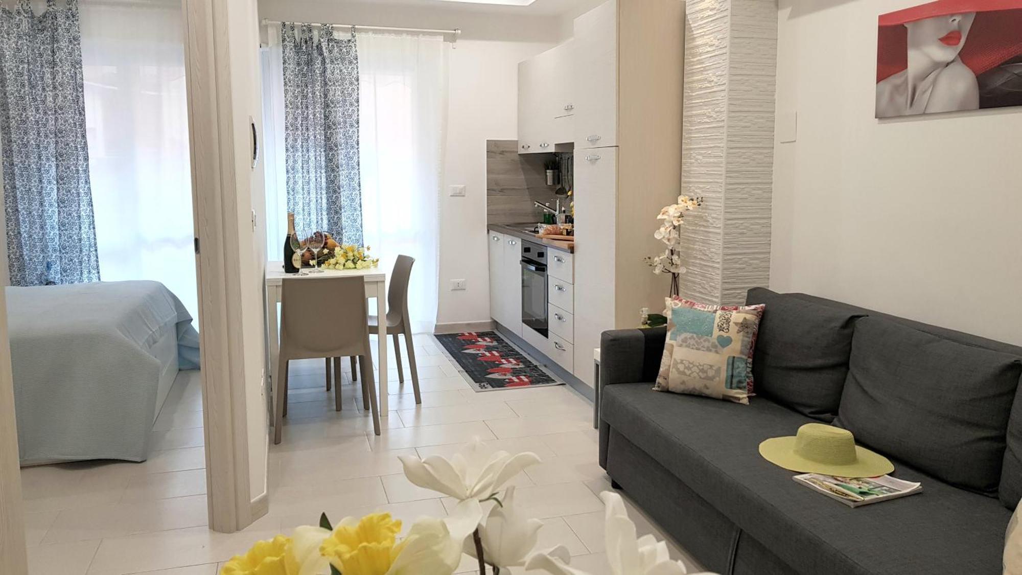 Martin Holiday Apartments Giardini-Naxos Buitenkant foto
