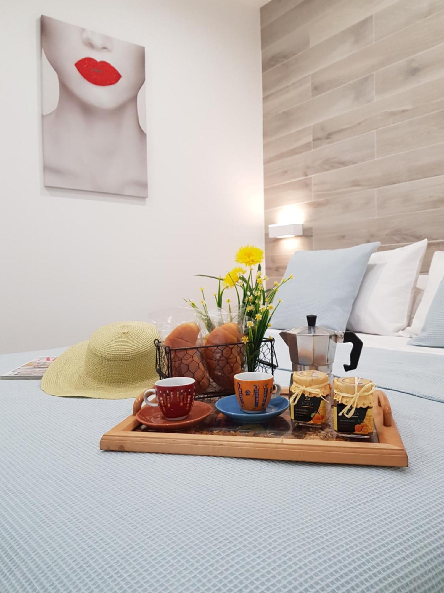 Martin Holiday Apartments Giardini-Naxos Kamer foto